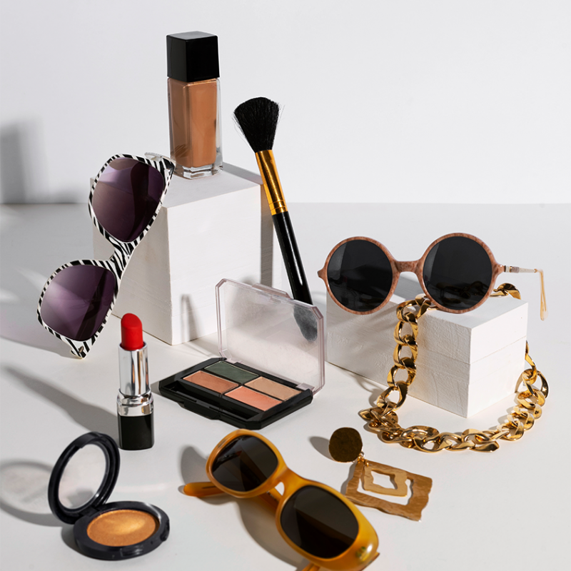 From Drab to Fab: Accessories That Transform Your Look